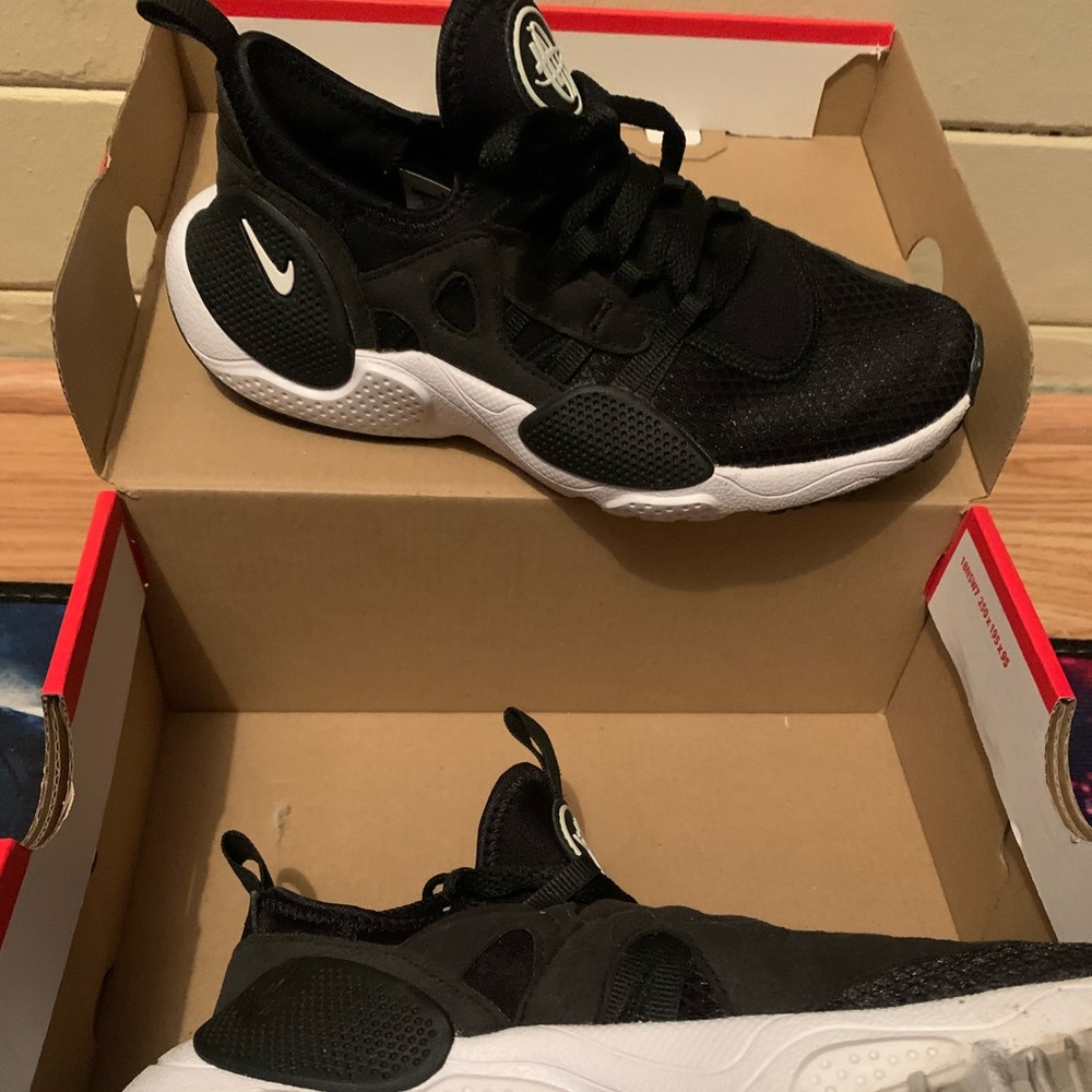 Kids Nike Huarache 2Y